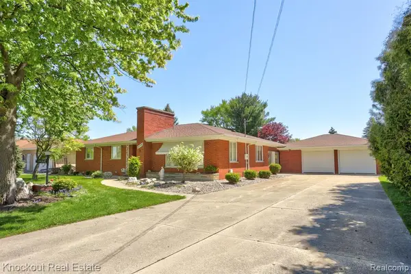 275 S Airport, Saginaw, MI 48601