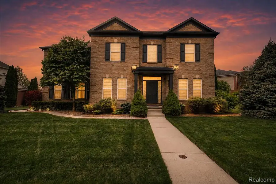 50411 Lansdowne, Canton, MI 48188 - #3