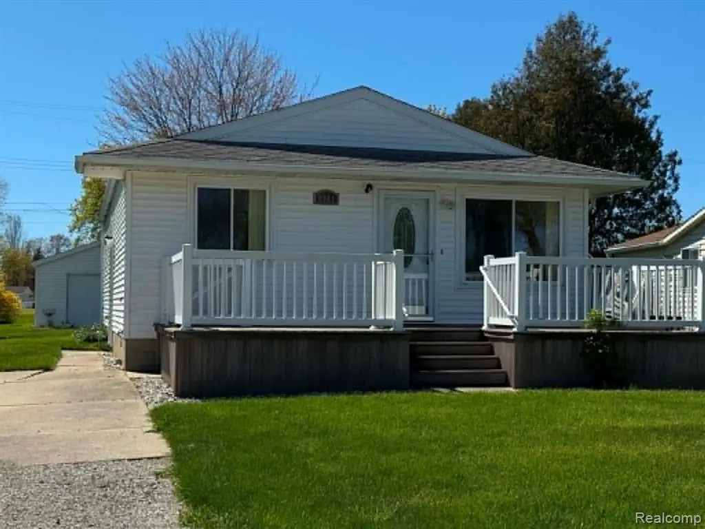 8541 Adams, Port Austin, MI 48467 - #1