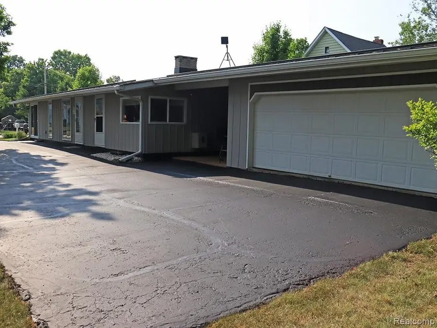 311 S Clinton, Stockbridge, MI 49285 - #3