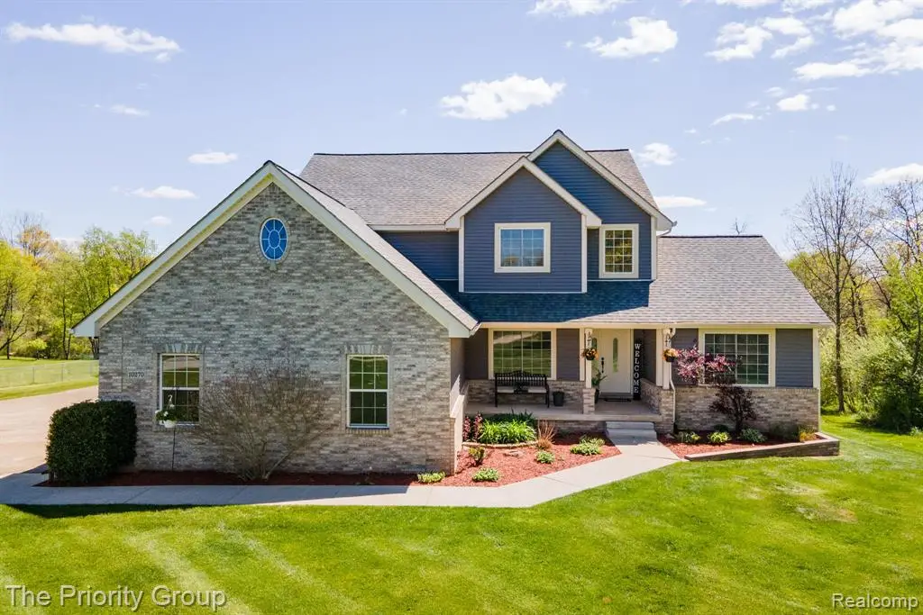 10270 County Line, Ortonville, MI 48462 - #1