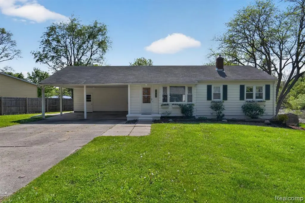 4949 Algonquin, Okemos, MI 48864 - #1