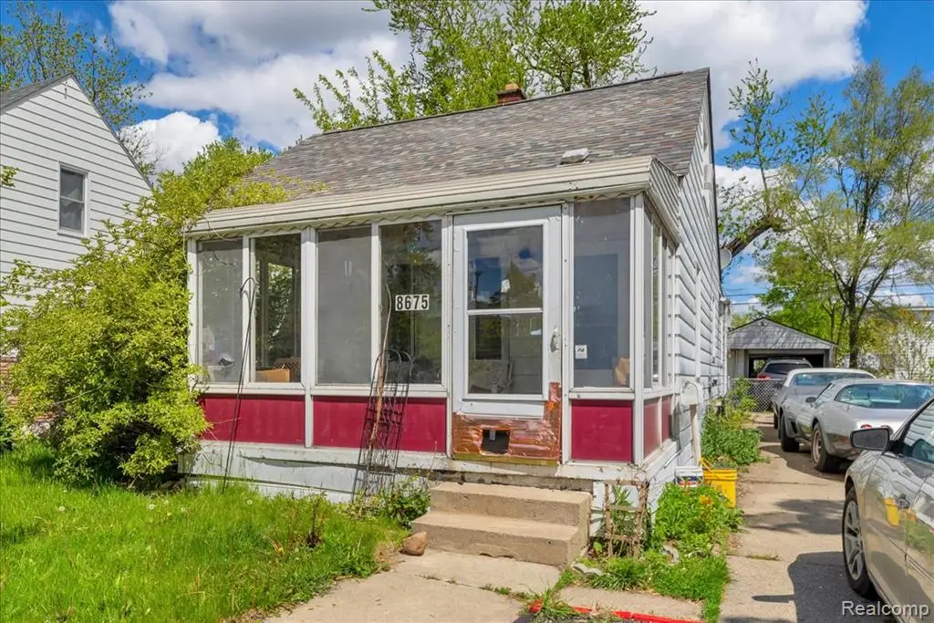 8675 Paige, Warren, MI 48089 - #1