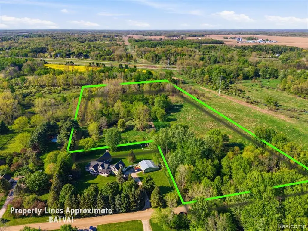 00 Layton, Fowlerville, MI 48836 - #1