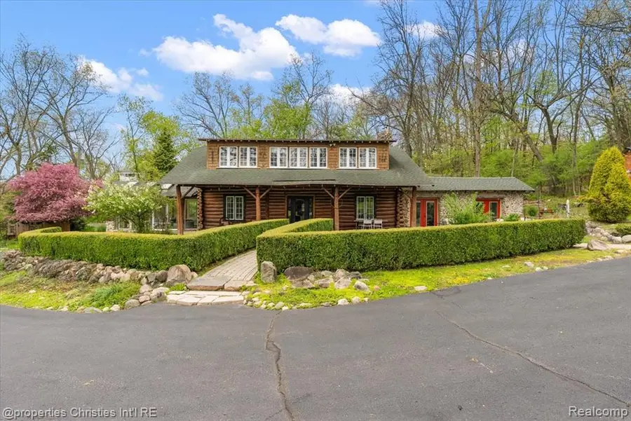 4880 Algonquin, Clarkston, MI 48348 - #3