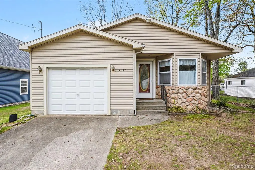4157 Betty Lee, Gladwin, MI 48624 - #1