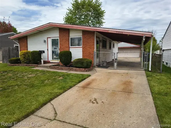 30866 Middlebury, Westland, MI 48186
