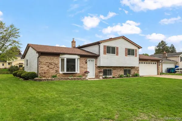 2814 Burgess Hill, Waterford, MI 48329