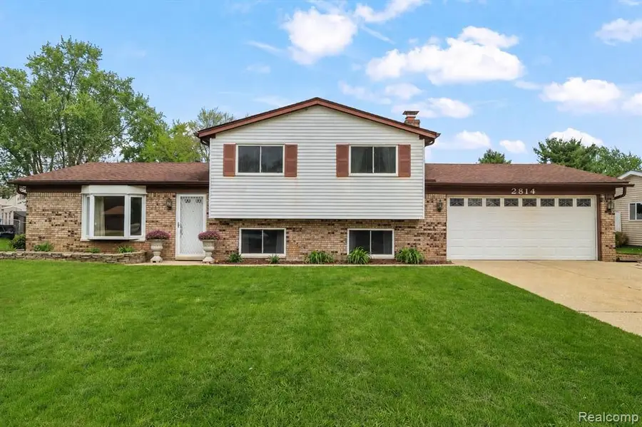 2814 Burgess Hill, Waterford, MI 48329 - #2