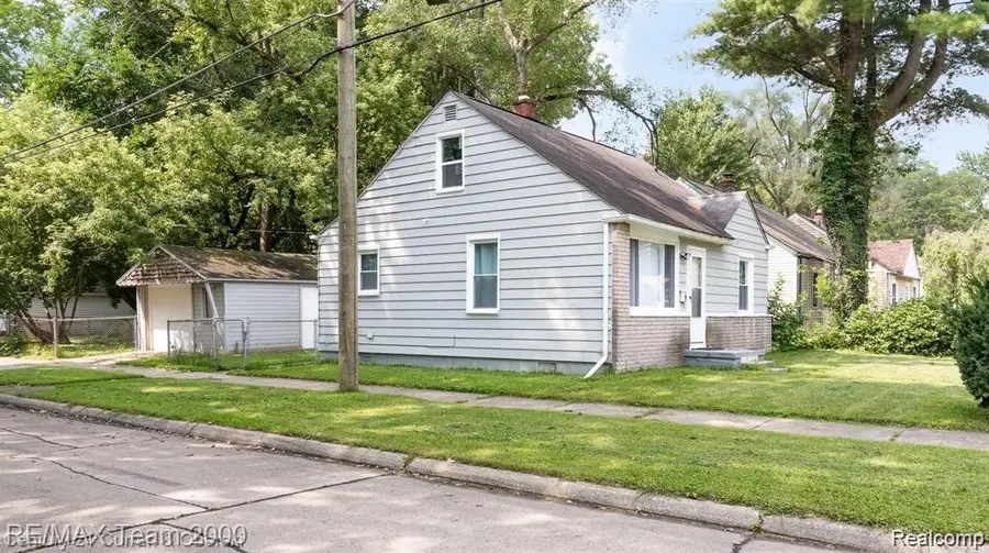 24601 Stanford, Dearborn Heights, MI 48125 - #3