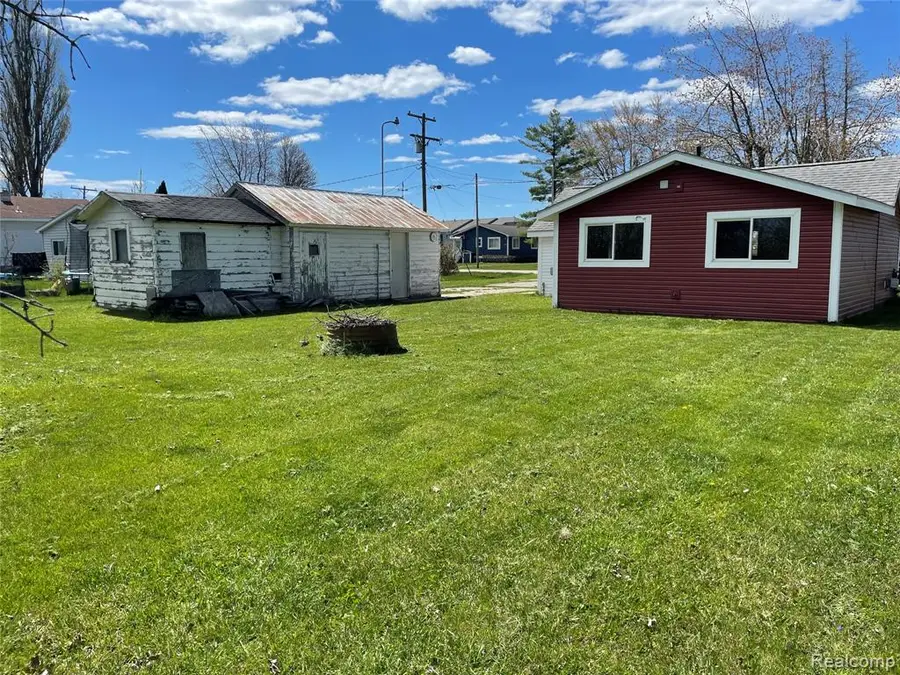 1847 S Riverside, Au Gres, MI 48703 - #2