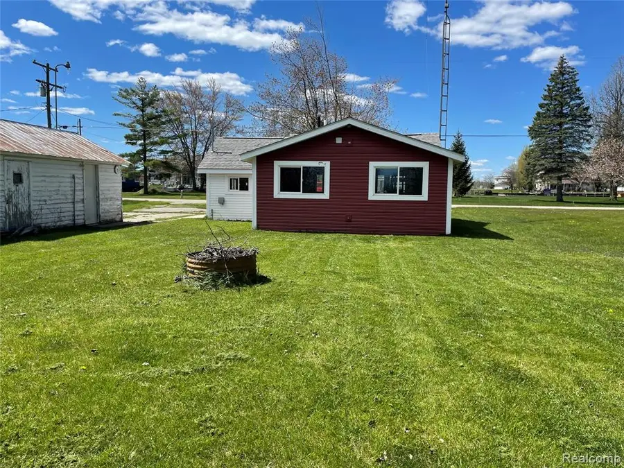 1847 S Riverside, Au Gres, MI 48703 - #3