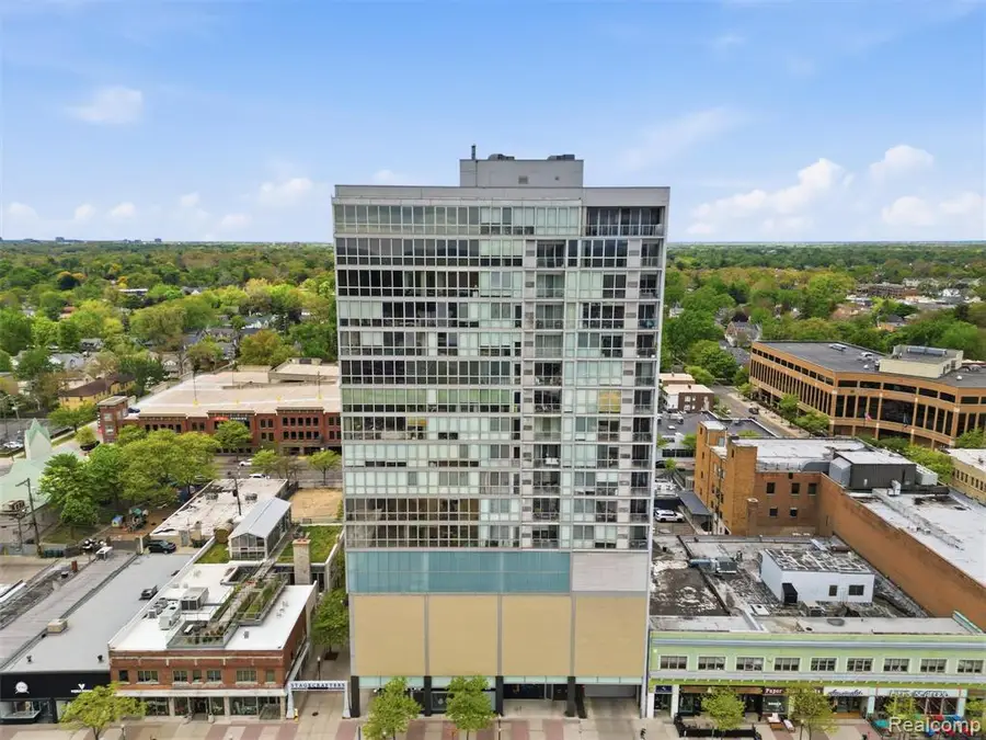 432 S Washington #905, Royal Oak, MI 48067 - #2
