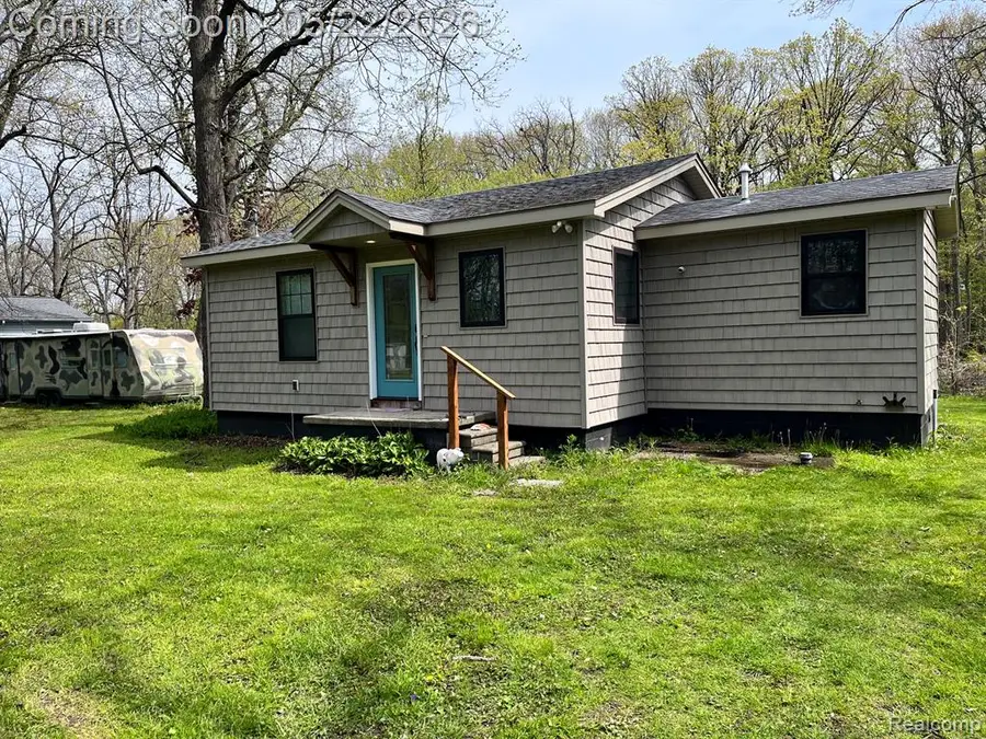 5036 Woodland, East China, MI 48054 - #2