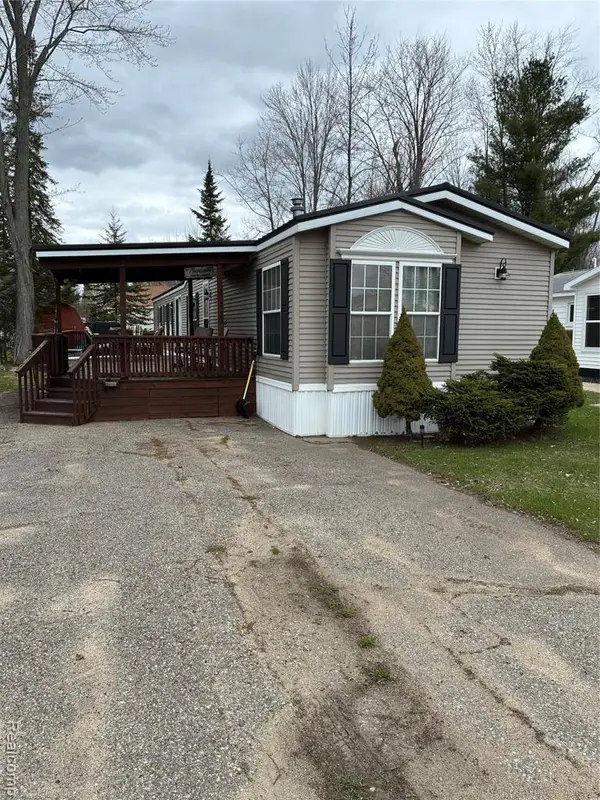 12336 E Houghton Lake, Houghton Lake, MI 48629