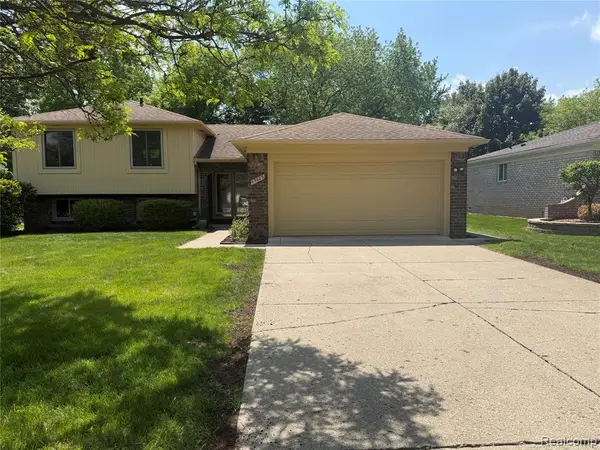 45429 Brunswick, Canton, MI 48187