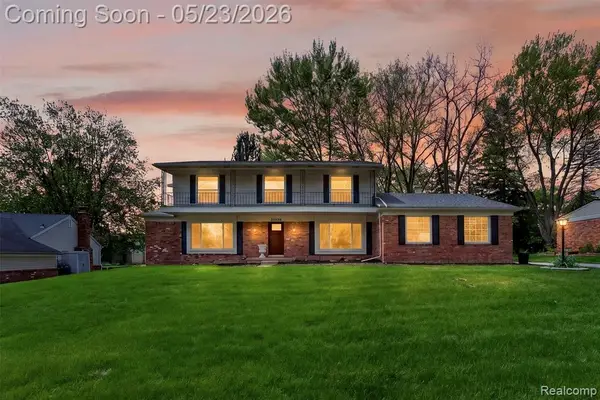 30935 Perrys, Farmington Hills, MI 48331