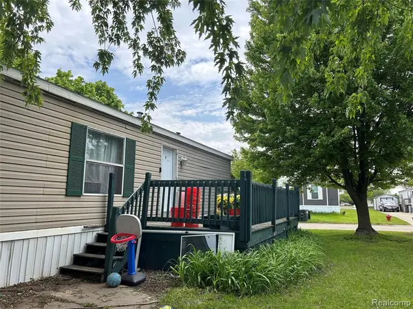 7036 Ranger Drive, Romulus, MI 48174