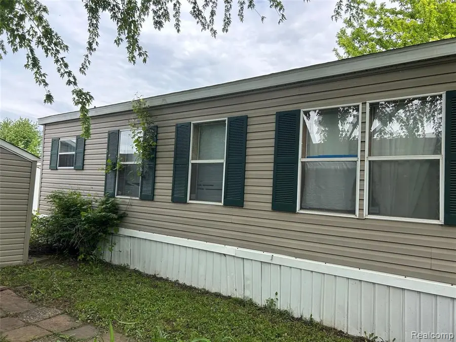 7036 Ranger Drive, Romulus, MI 48174 - #2