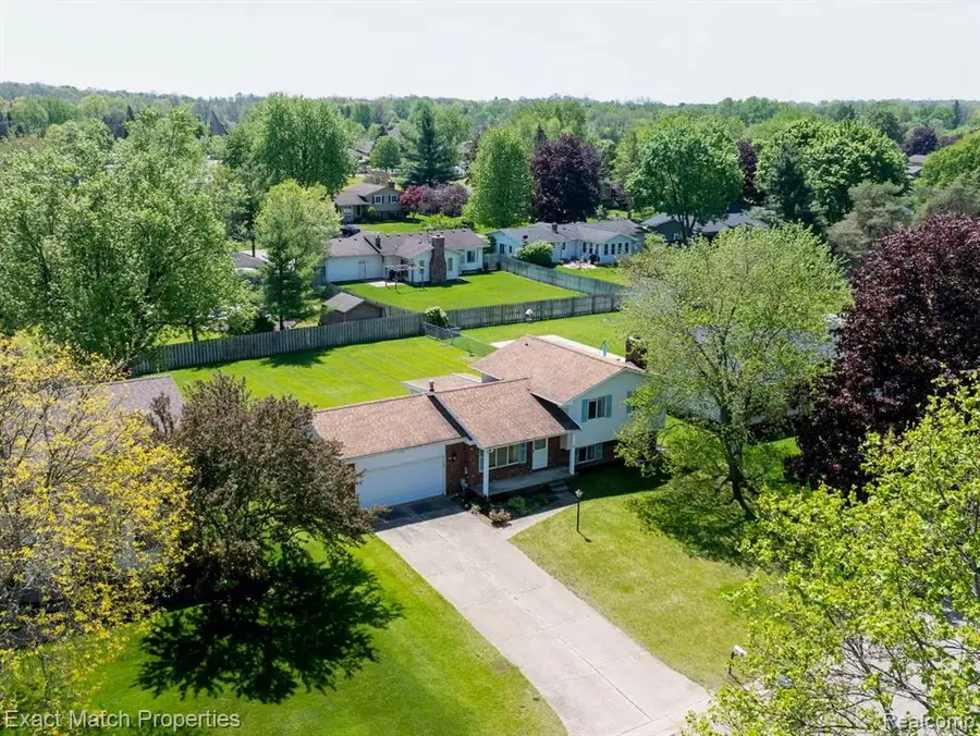 7186 Snow Apple, Clarkston, MI 48346 - #2