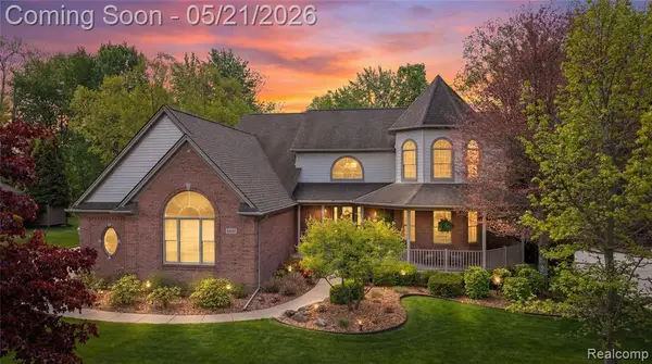 8425 Grays, Grosse Ile, MI 48138