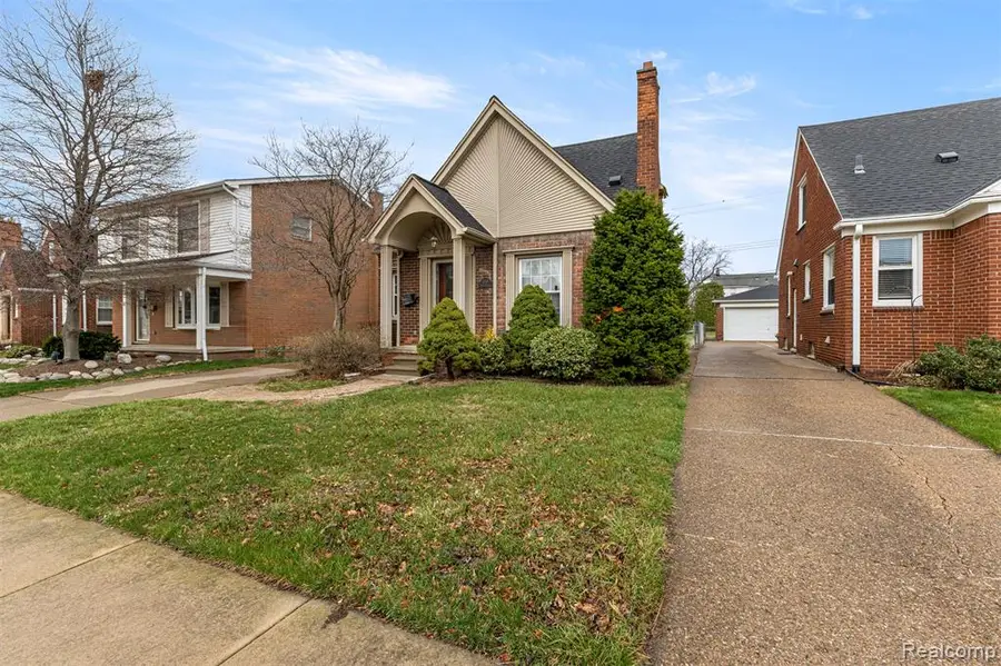 1750 N Waverly, Dearborn, MI 48128 - #2
