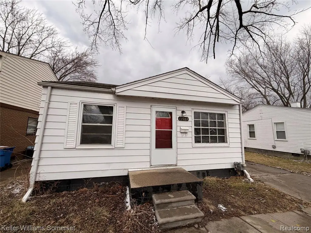 13069 Sarsfield, Warren, MI 48089 - #1