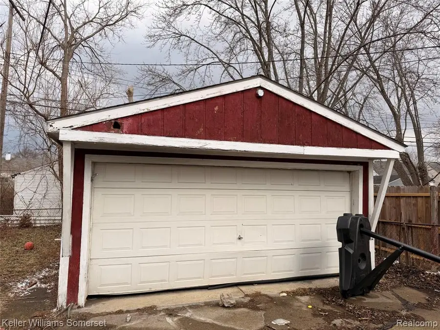 13069 Sarsfield, Warren, MI 48089 - #3
