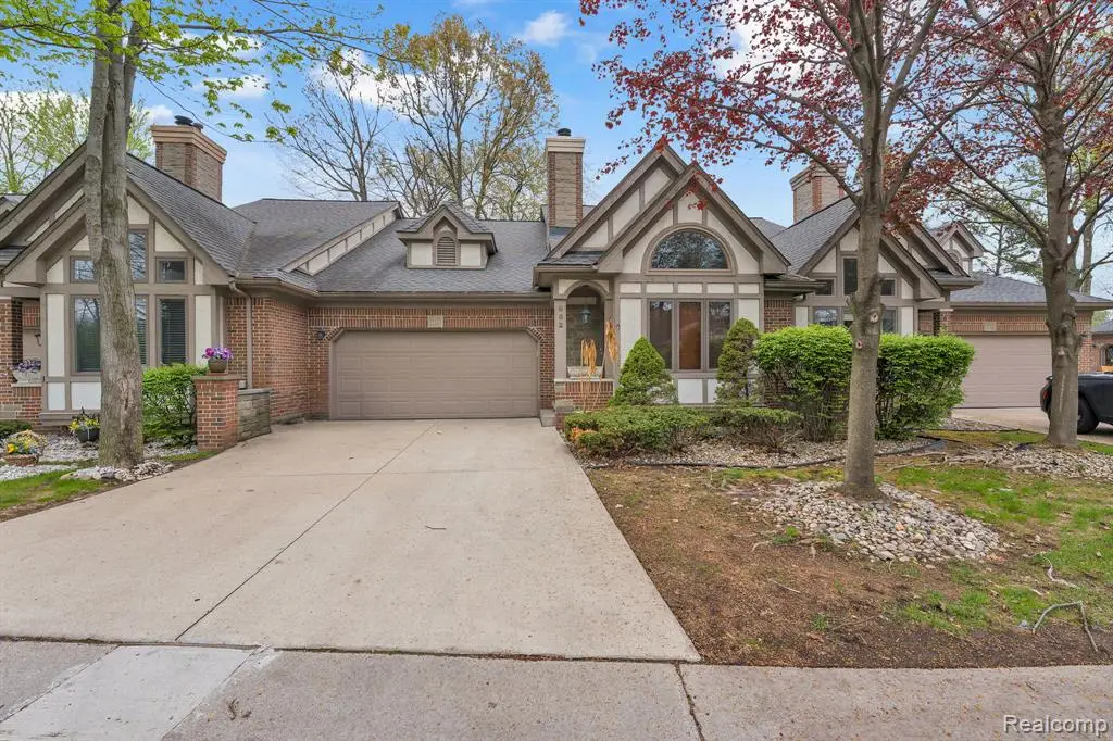 852 N Beech Daly, Dearborn Heights, MI 48127 - #1