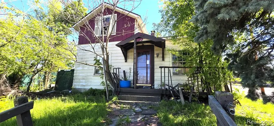 2015 W Court, Flint, MI 48503 - #2