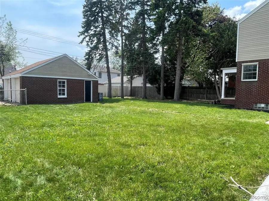 13203 Chestnut, Southgate, MI 48195 - #3