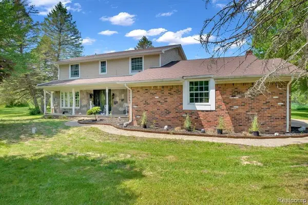 3483 Flint River, Columbiaville, MI 48421