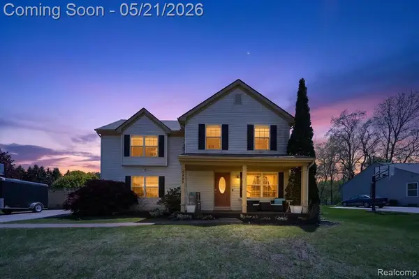 5425 Blossom, Linden, MI 48451