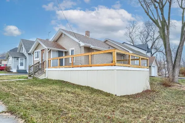 2127 Kenneth, Burton, MI 48529