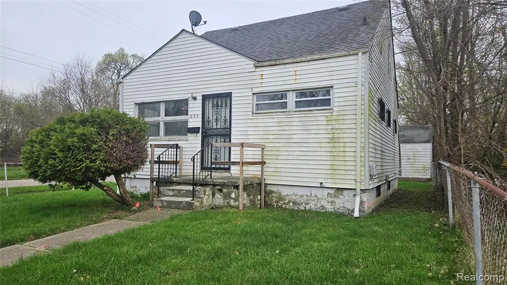 258 E Hobson, Flint, MI 48505 - #1