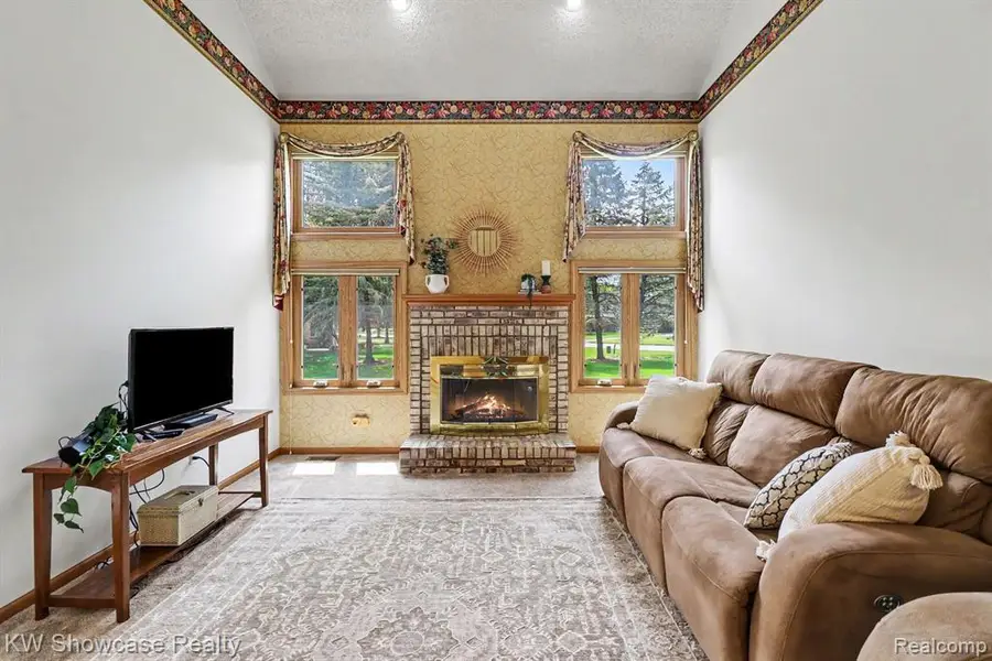 10100 Abrams, Brighton, MI 48114 - #3