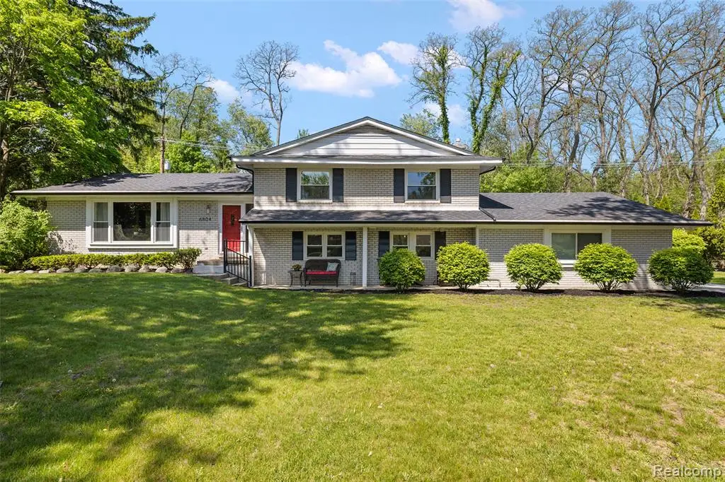 6804 Spruce, Bloomfield Hills, MI 48301 - #1