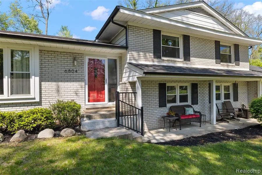 6804 Spruce, Bloomfield Hills, MI 48301 - #2