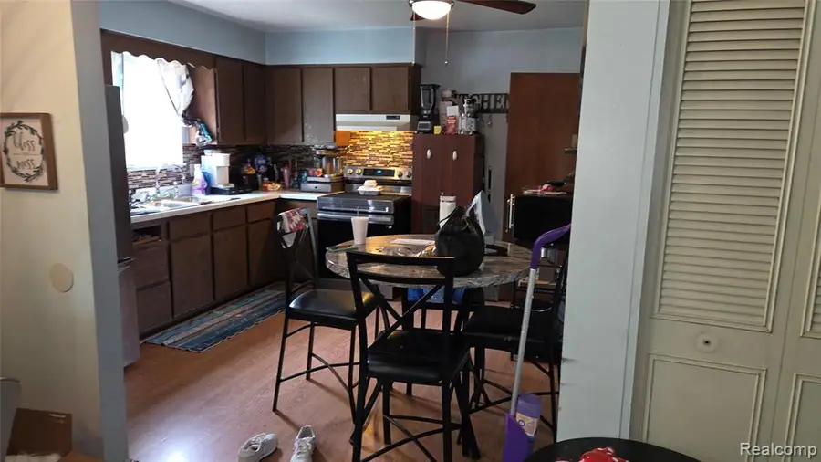 2618 Lester, Flint, MI 48503 - #3
