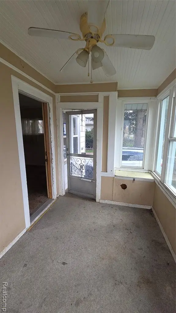 1426 Lincoln, Flint, MI 48507 - #3