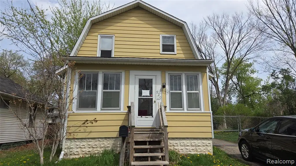 920 Huron, Flint, MI 48507 - #1