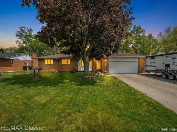11789 Julia, Whitmore Lake, MI 48189