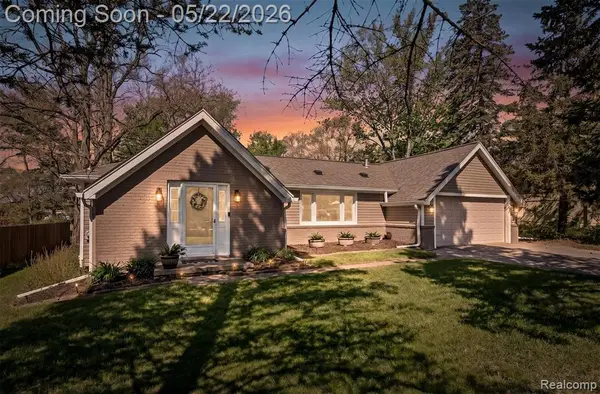 3525 Buss, Walled Lake, MI 48390