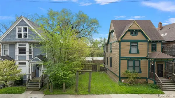 7922 Saint Paul, Detroit, MI 48214