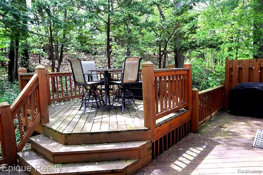 6607 Ridgeview, Clarkston, MI 48346 - #3