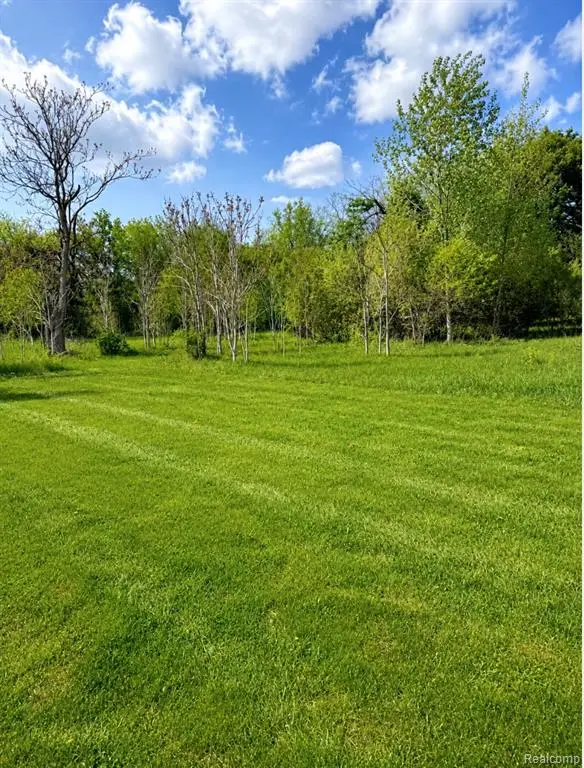 1423 N Belsay, Burton, MI 48509 - #3