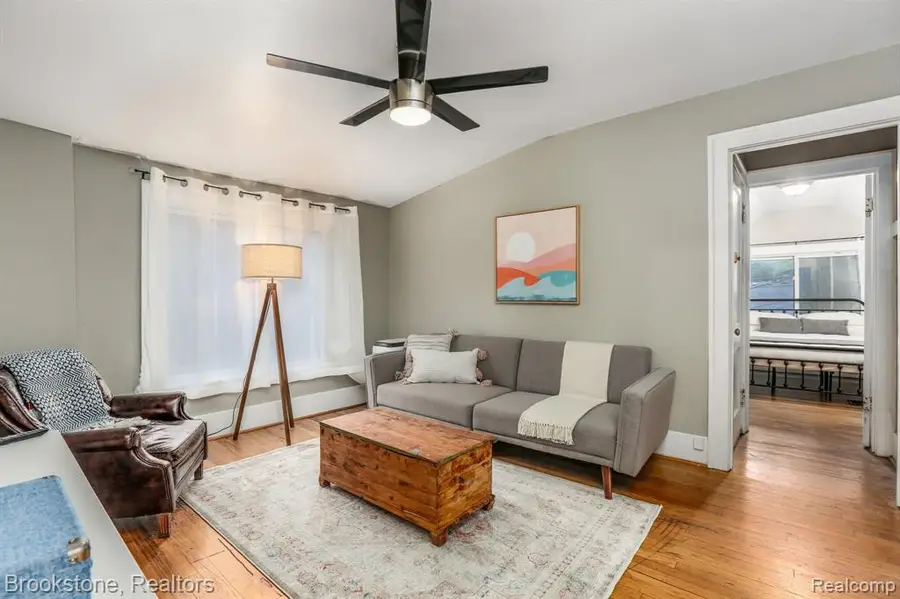 366 W Bennett, Ferndale, MI 48220 - #2