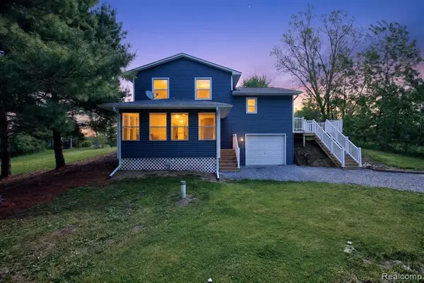 1215 N Oak, Davison, MI 48423