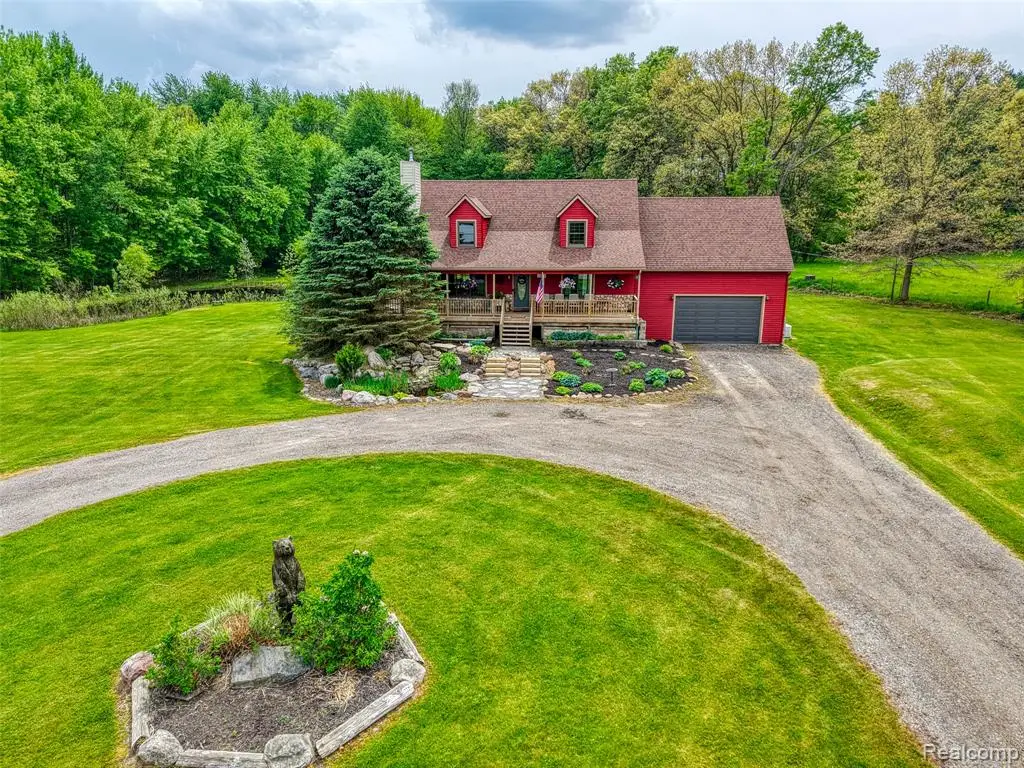 2500 E Jones, Howell, MI 48855 - #1