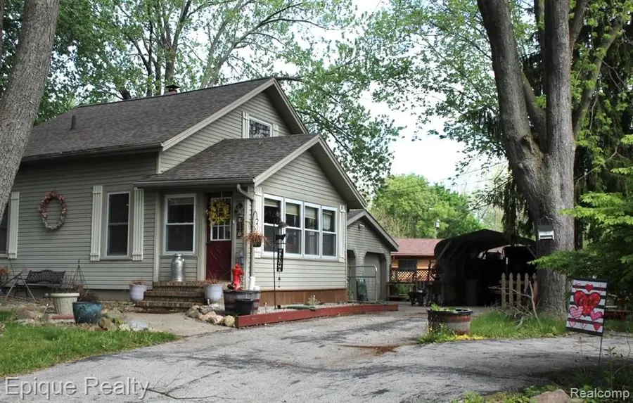 12 Mccoll, Yale, MI 48097 - #2